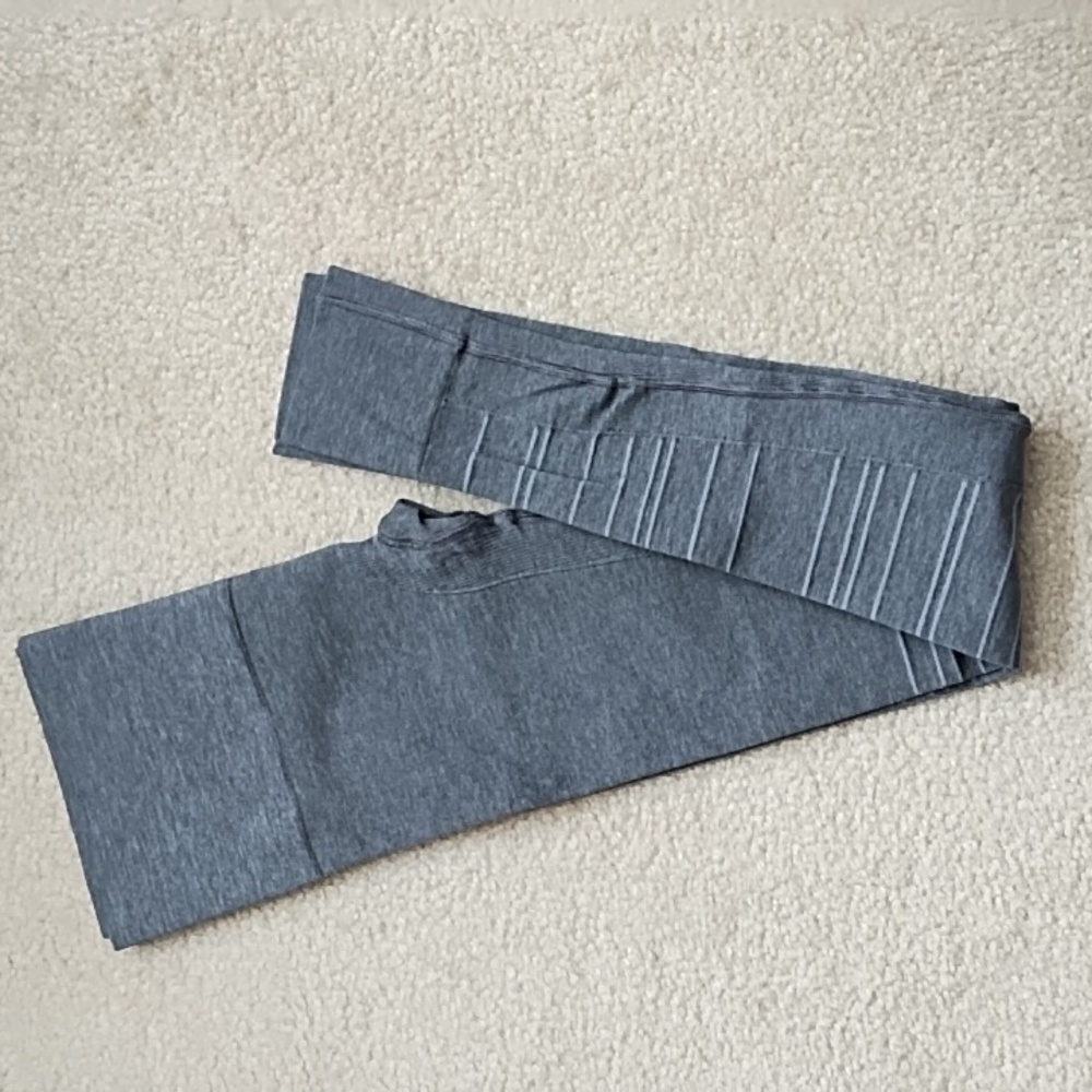 BLANQI Belly Support Maternity Leggings Women's Size Small Hipster Gym Dark Gray